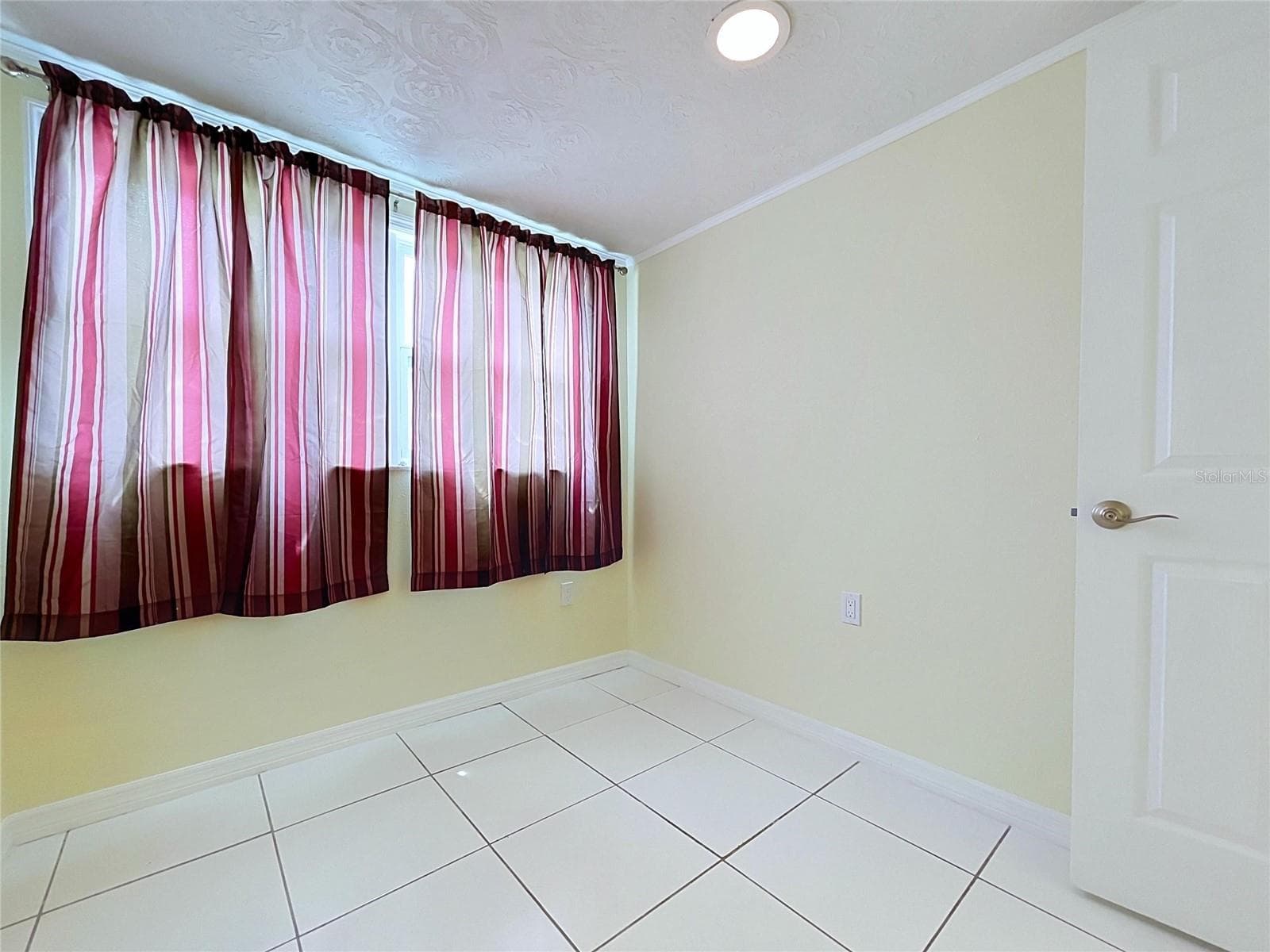 Office/Den/Study - 7401 ISLANDER LN, HUDSON