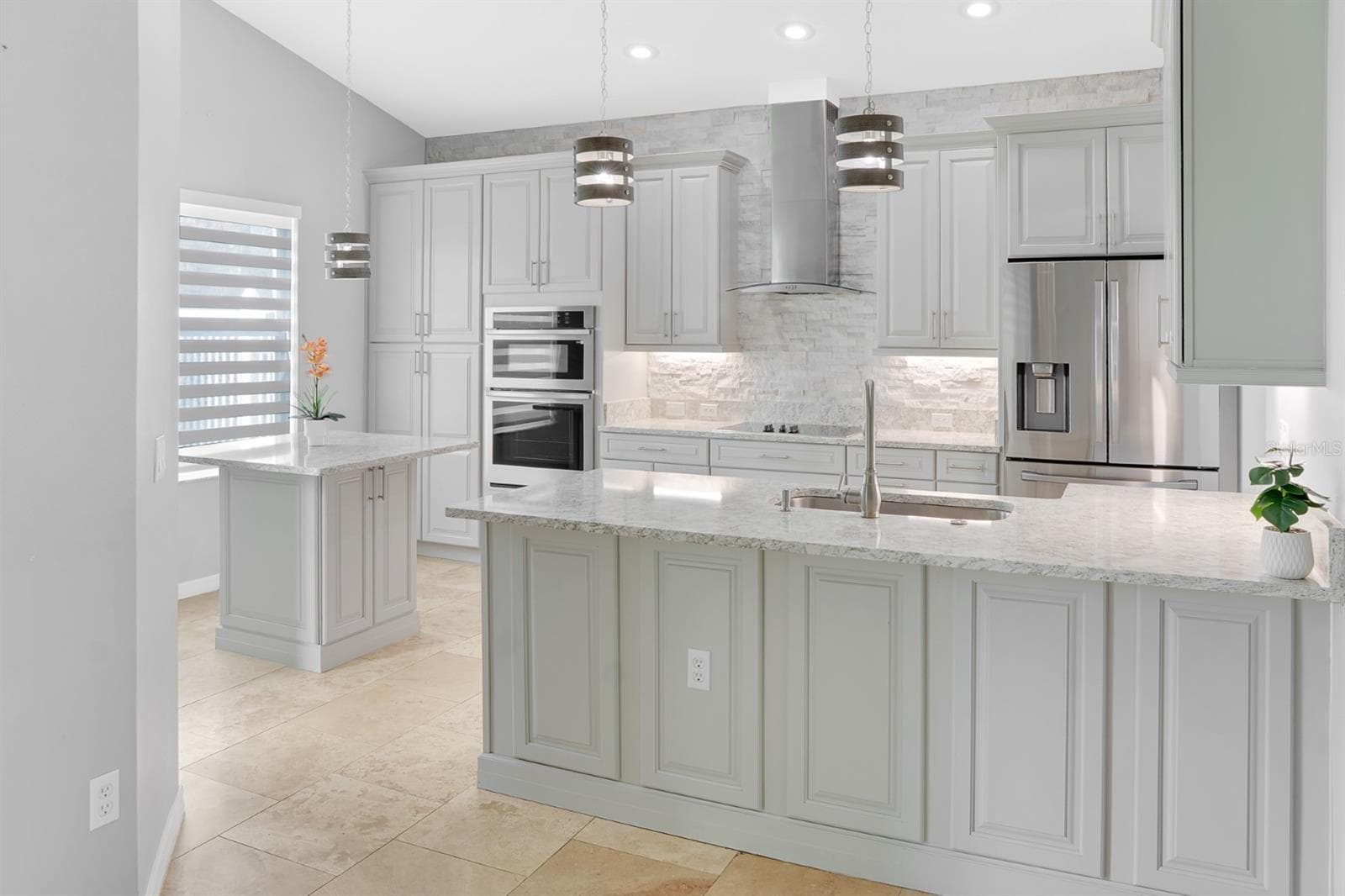Single Family Residence at 2713 BARNSLEY LN, KISSIMMEE, photo 18 of 42