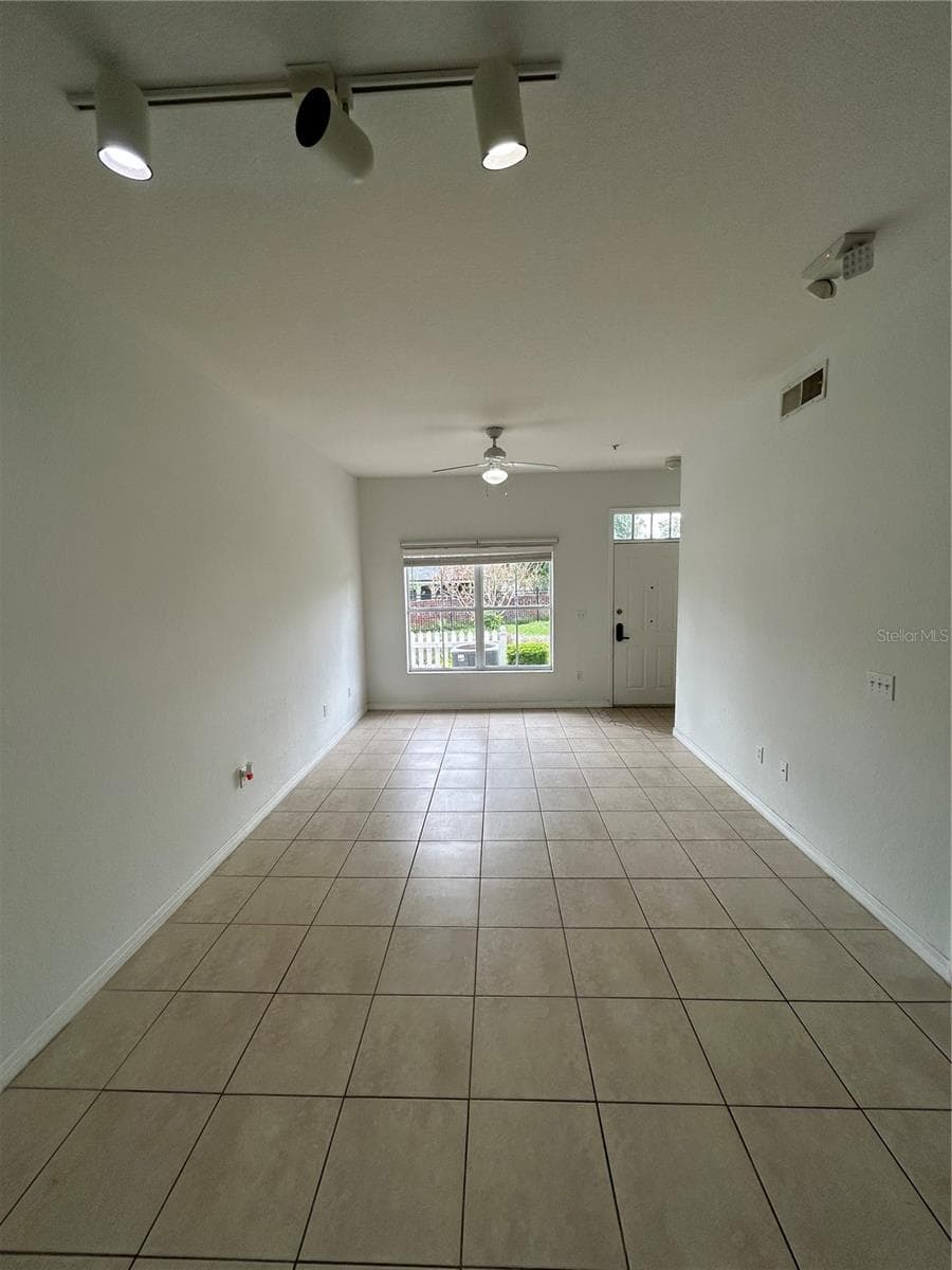 Condominium at 2201 SAN VITTORINO CIR #104, KISSIMMEE, photo 5 of 19