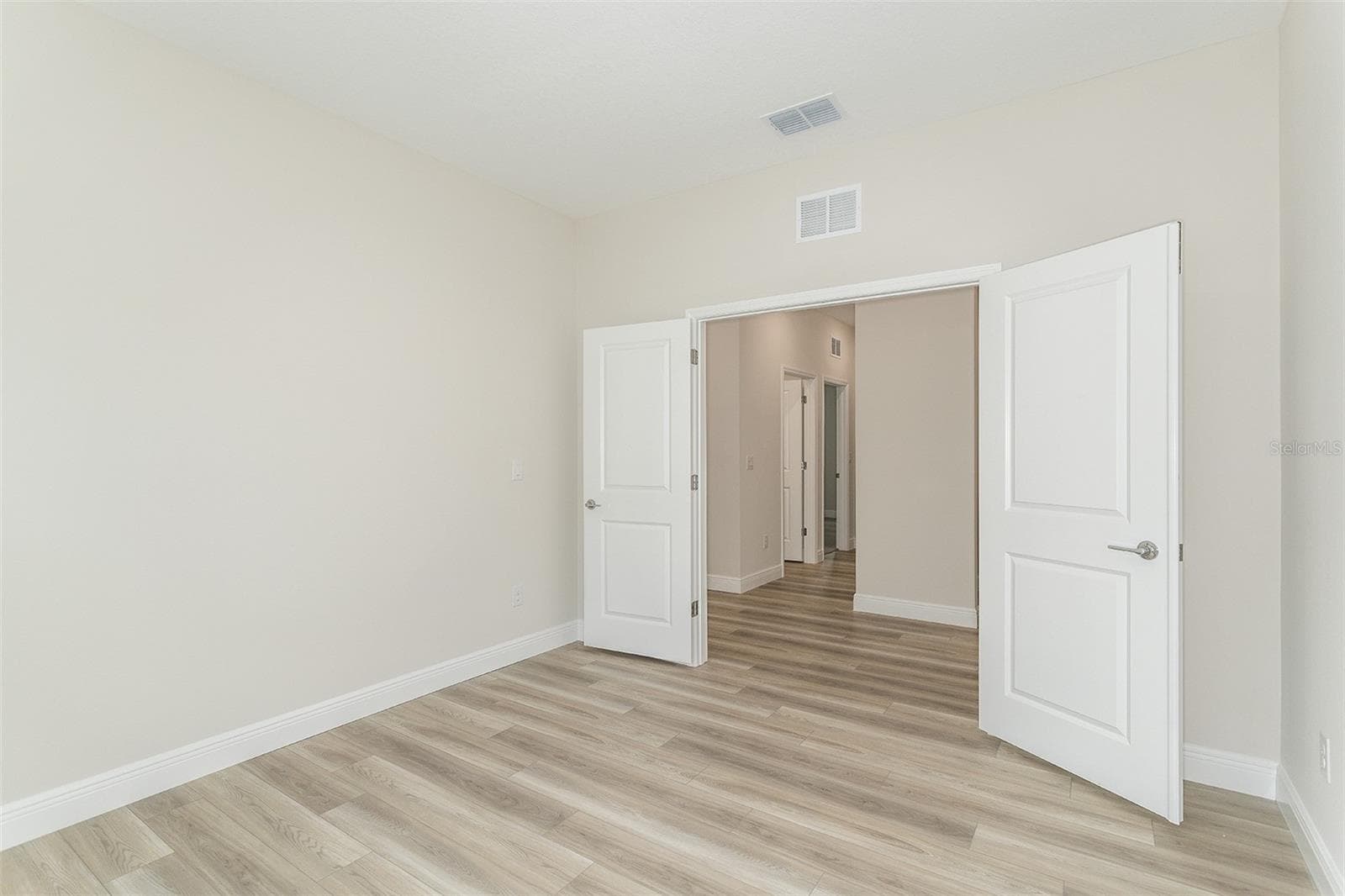 Single Family Residence at 33437 TWILIGHT SEA PL, DADE CITY, photo 17 of 32