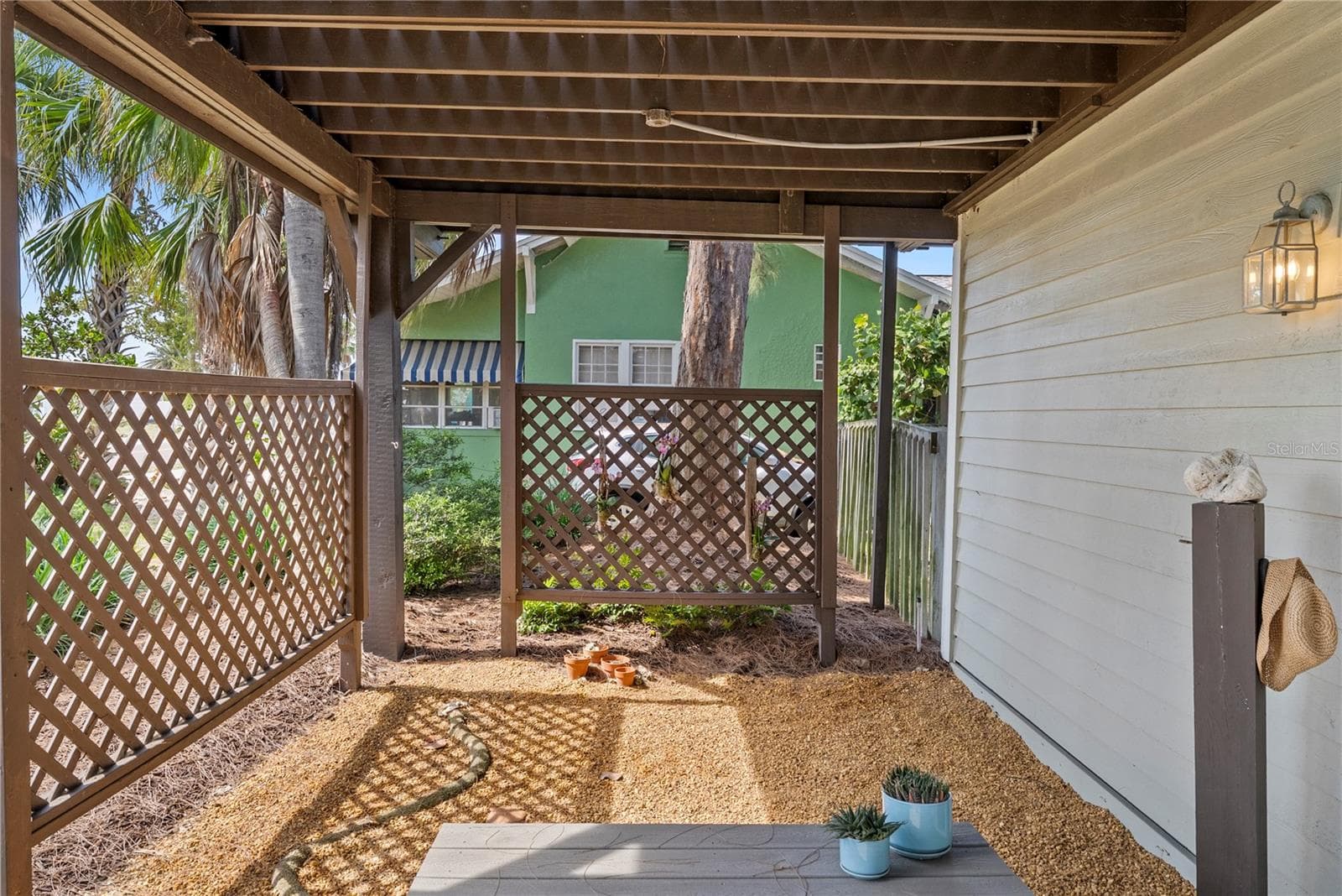 Covered Courtyard - 1304 PASS A GRILLE WAY, ST PETE BEACH