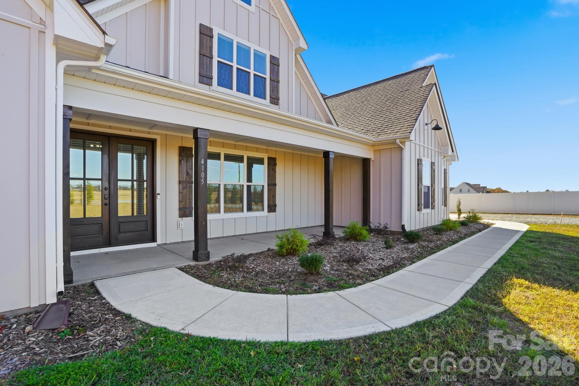 Front Porch - 4105 Parkwood School Road, Monroe