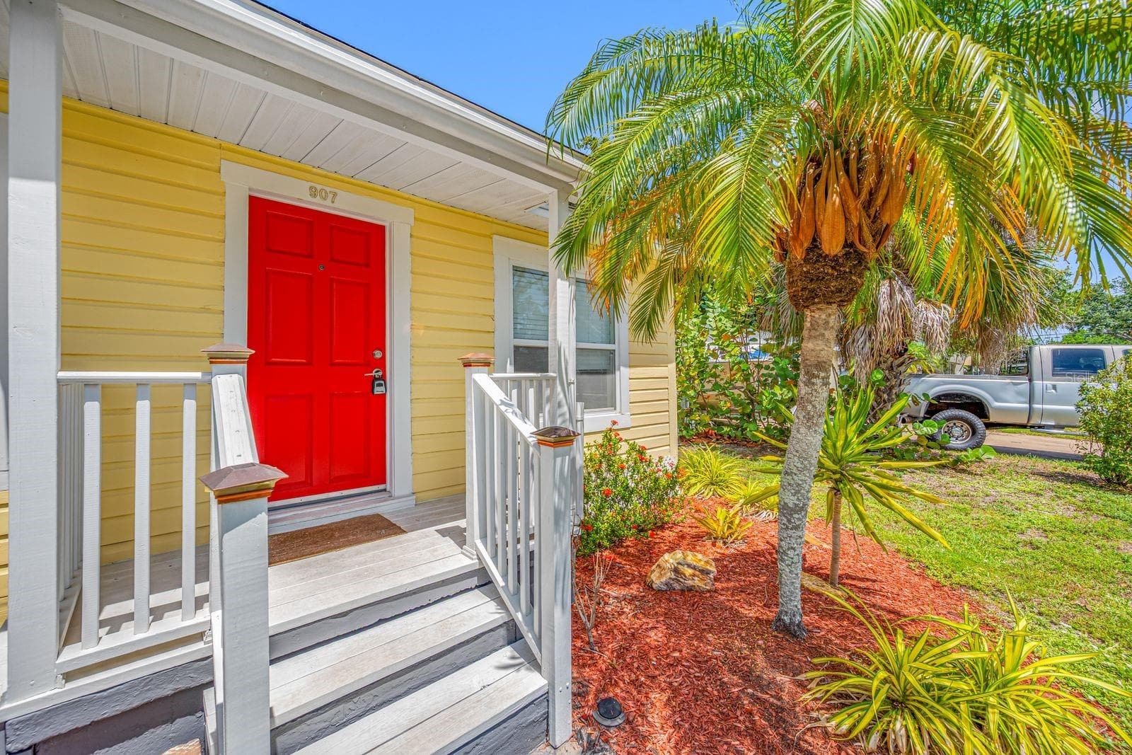 Single Family Residence at 907 18TH AVE W, PALMETTO, photo 2 of 42