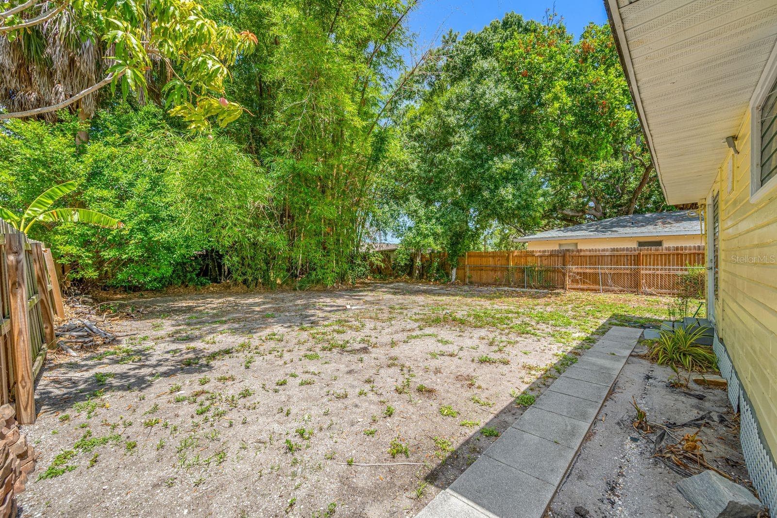 Single Family Residence at 907 18TH AVE W, PALMETTO, photo 35 of 42