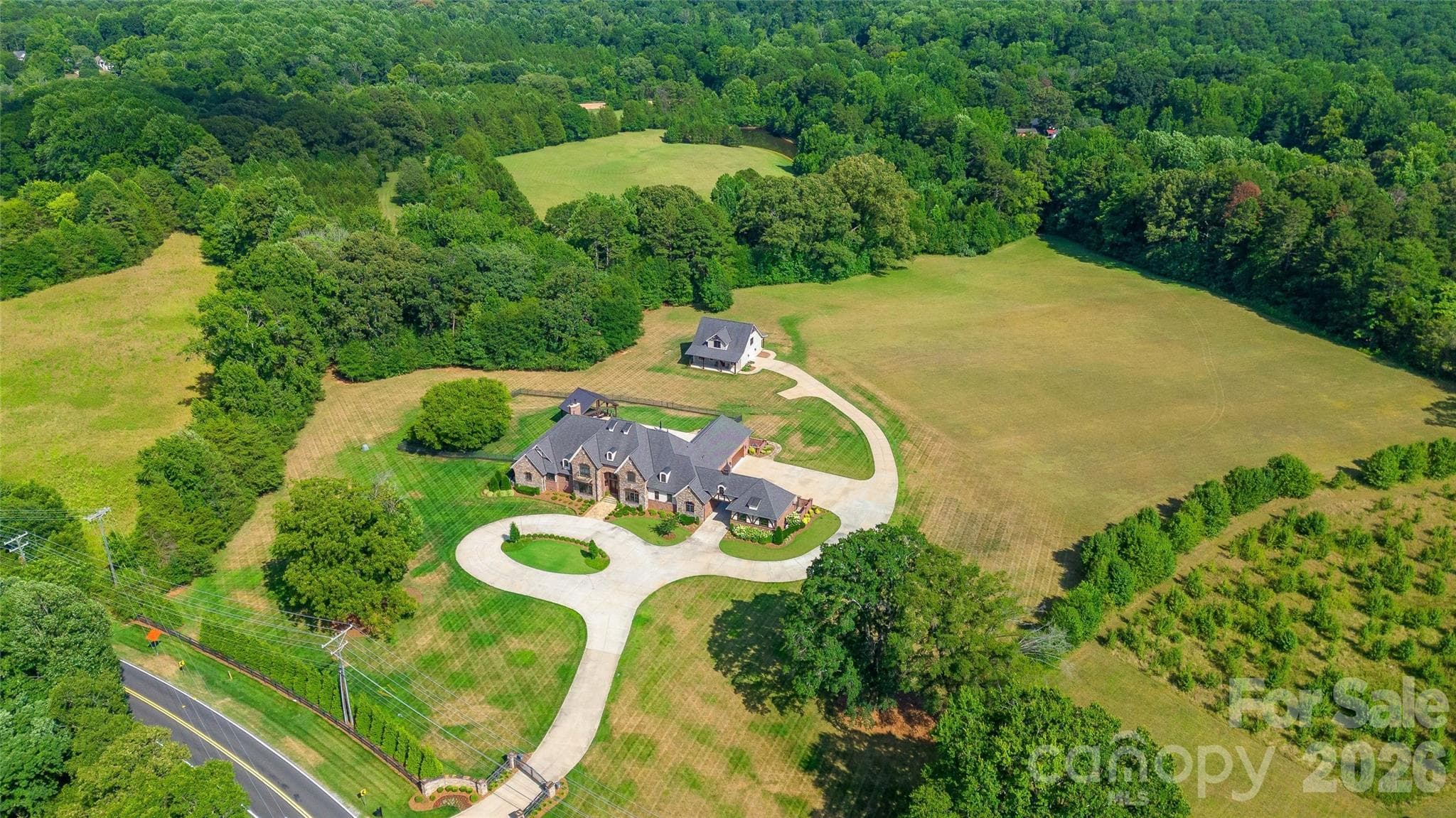 Single Family Residence at Gastonia, photo 7 of 41