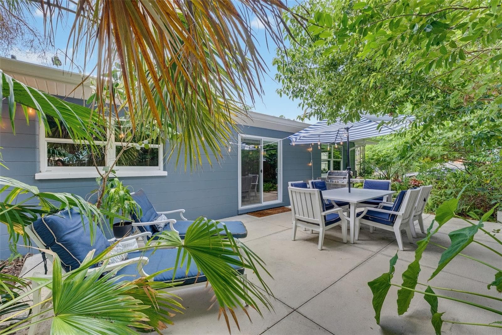 Side Patio - 5704 13TH ST, ZEPHYRHILLS