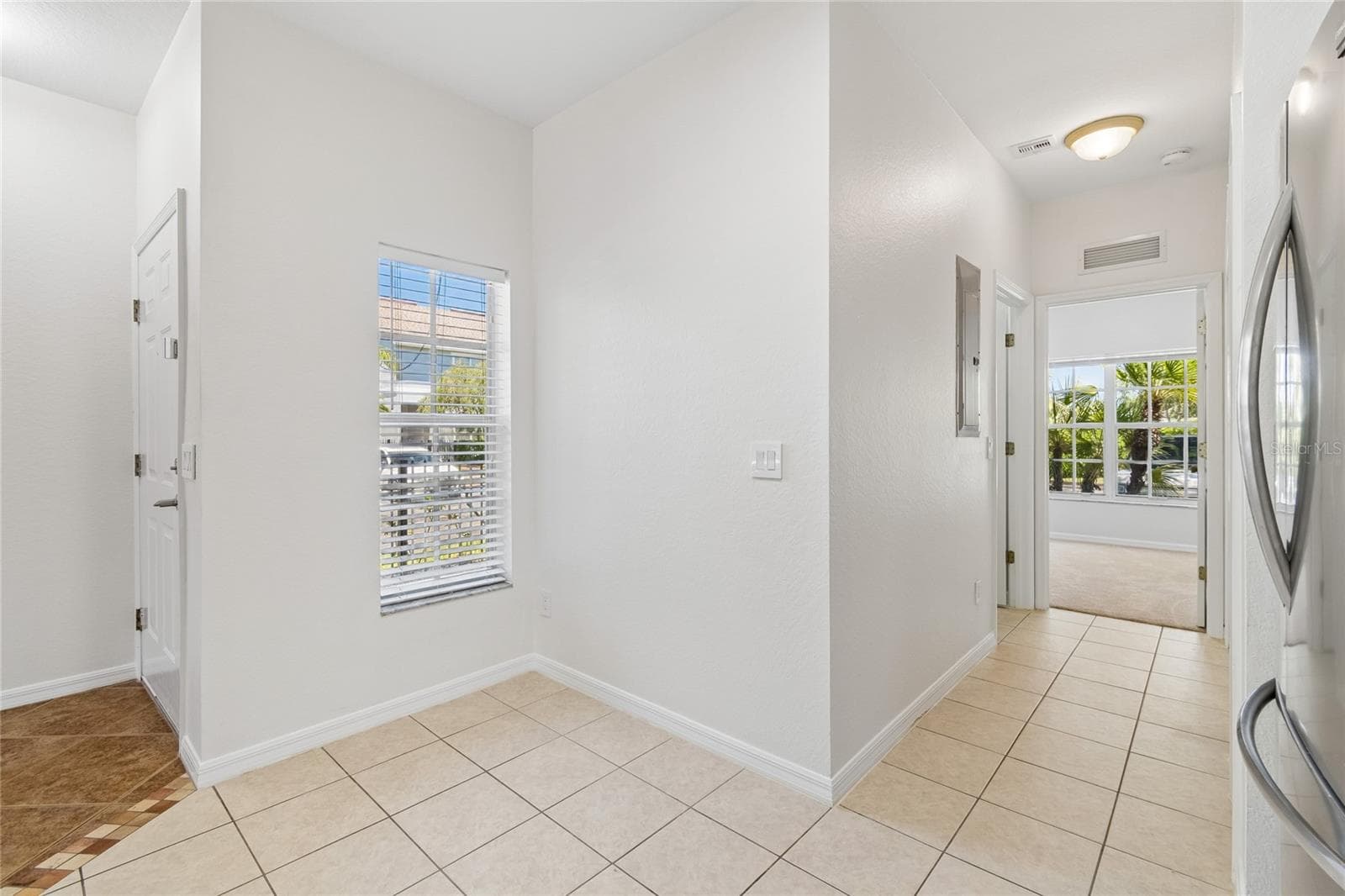 Townhouse at 10925 WINTER CREST DR, RIVERVIEW, photo 11 of 40