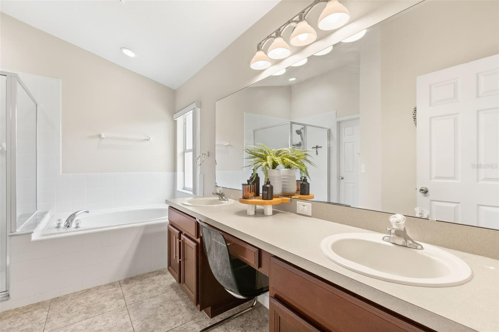 Single Family Residence at 4071 LONGWORTH LOOP, KISSIMMEE, photo 27 of 50