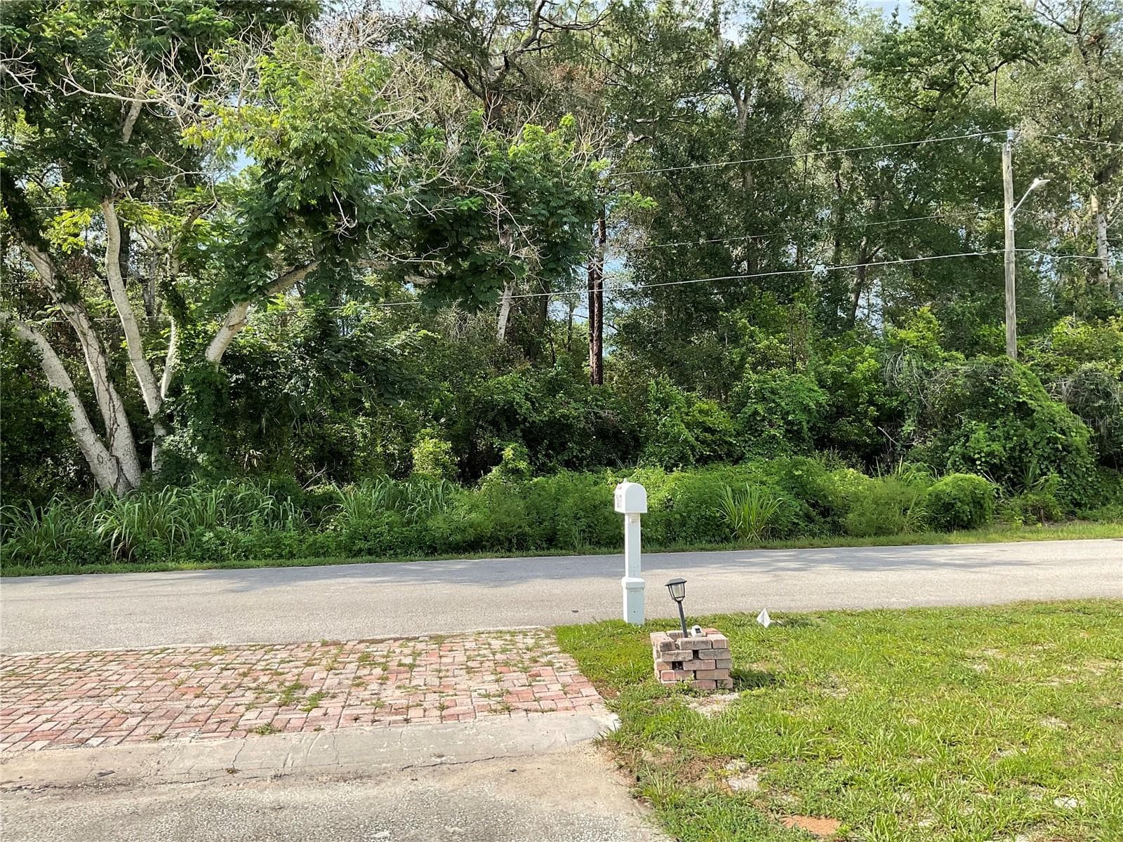 ACROSS - 837 CAMPELLO ST, ALTAMONTE SPRINGS