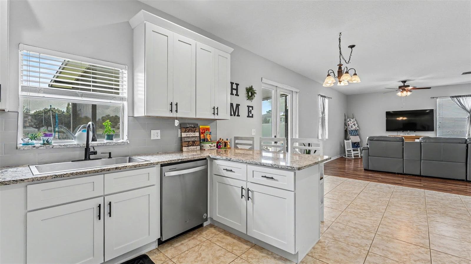 Single Family Residence at 2746 WALDEN WOODS DR, PLANT CITY, photo 16 of 61