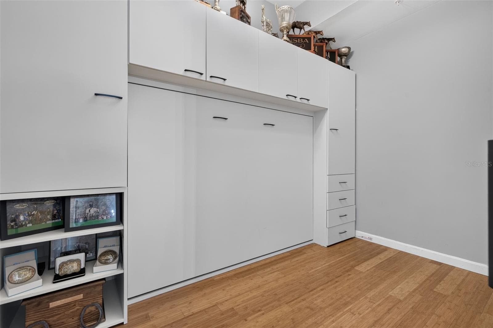 Condominium at 400 4TH AVE S #408, ST PETERSBURG, photo 21 of 33