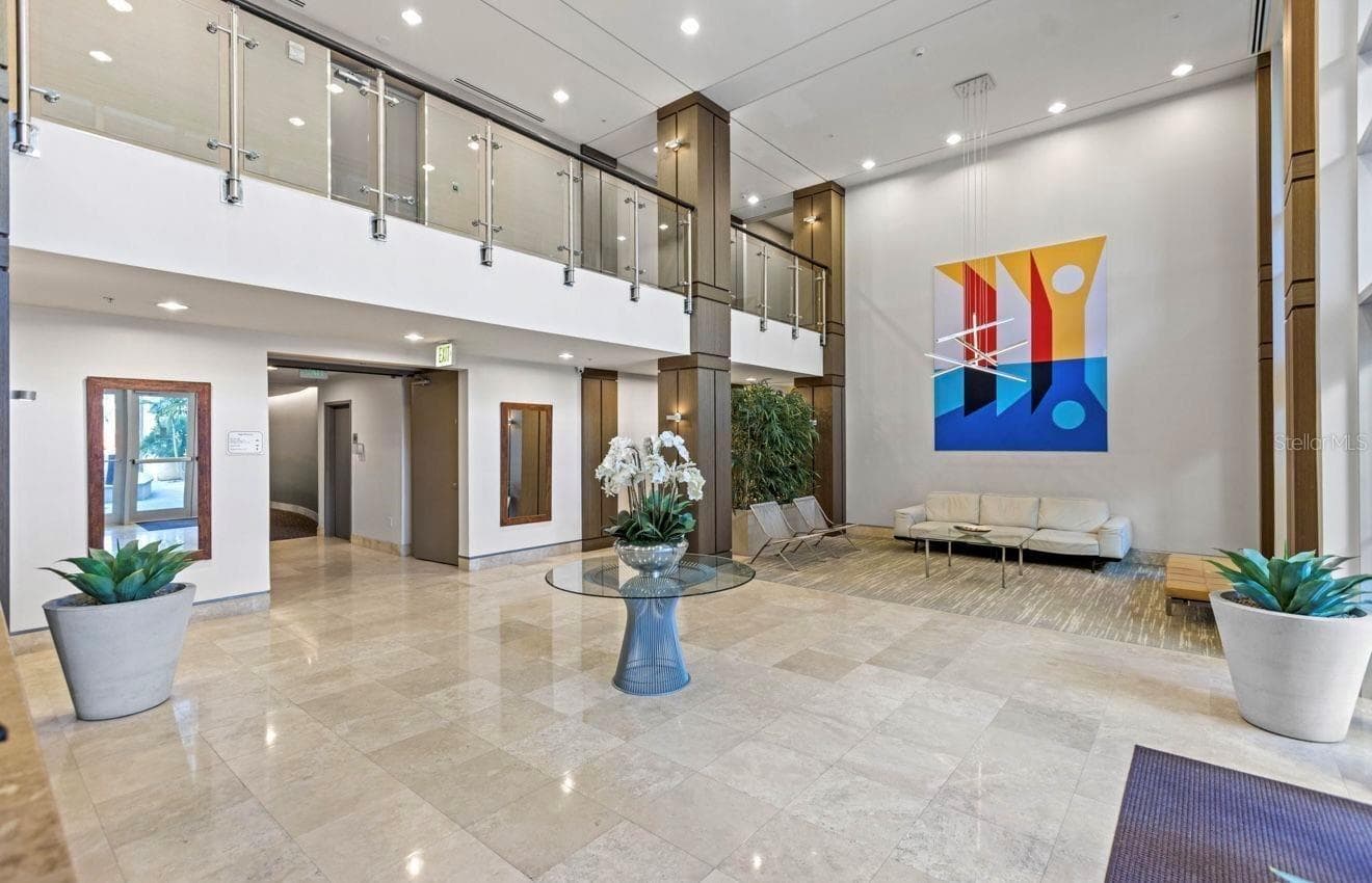 Condominium at 400 4TH AVE S #408, ST PETERSBURG, photo 32 of 33