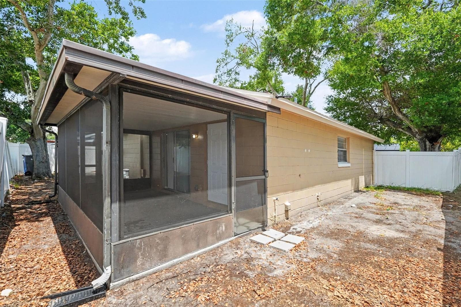 Single Family Residence at 6404 FREEDOM CT, TAMPA, photo 19 of 20