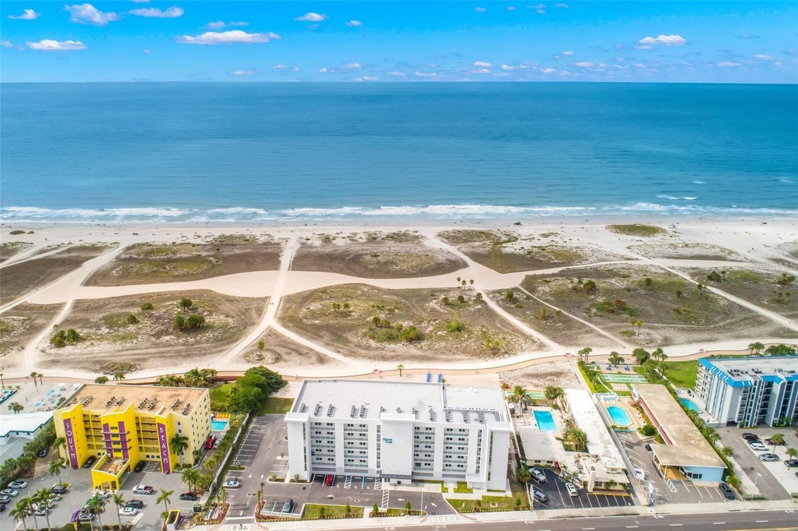Condo - Hotel at 11500 GULF BLVD #304, TREASURE ISLAND, photo 37 of 43