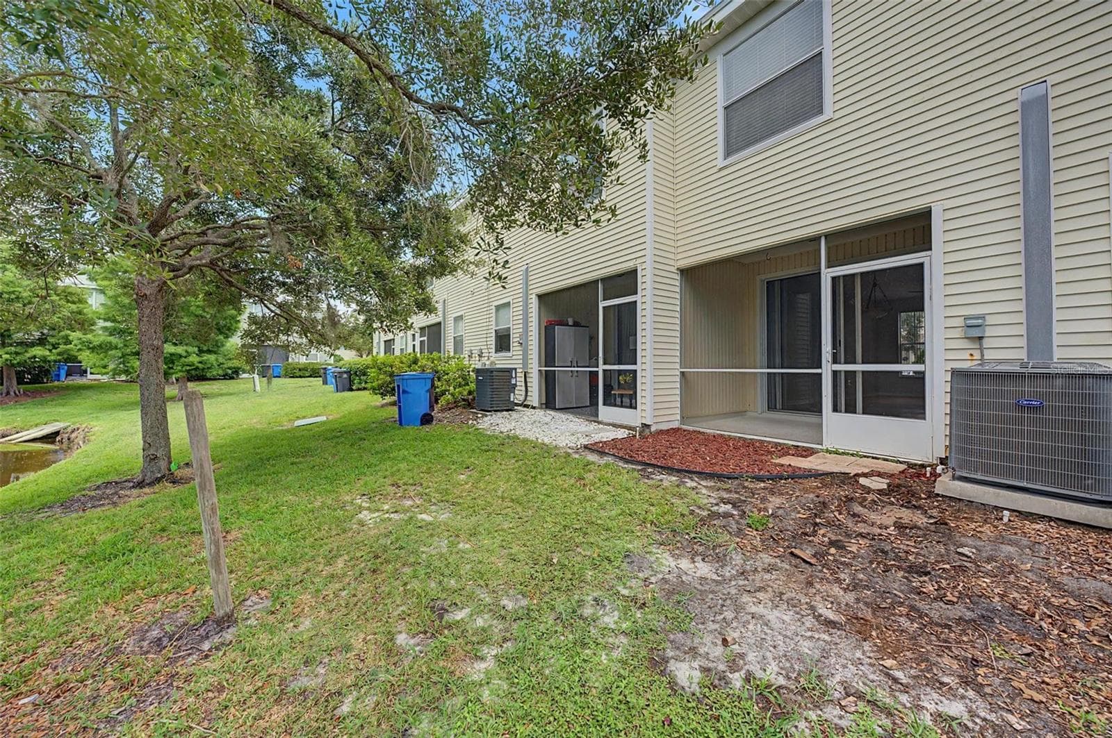 Townhouse at 12216 COUNTRY WHITE CIR, TAMPA, photo 26 of 33