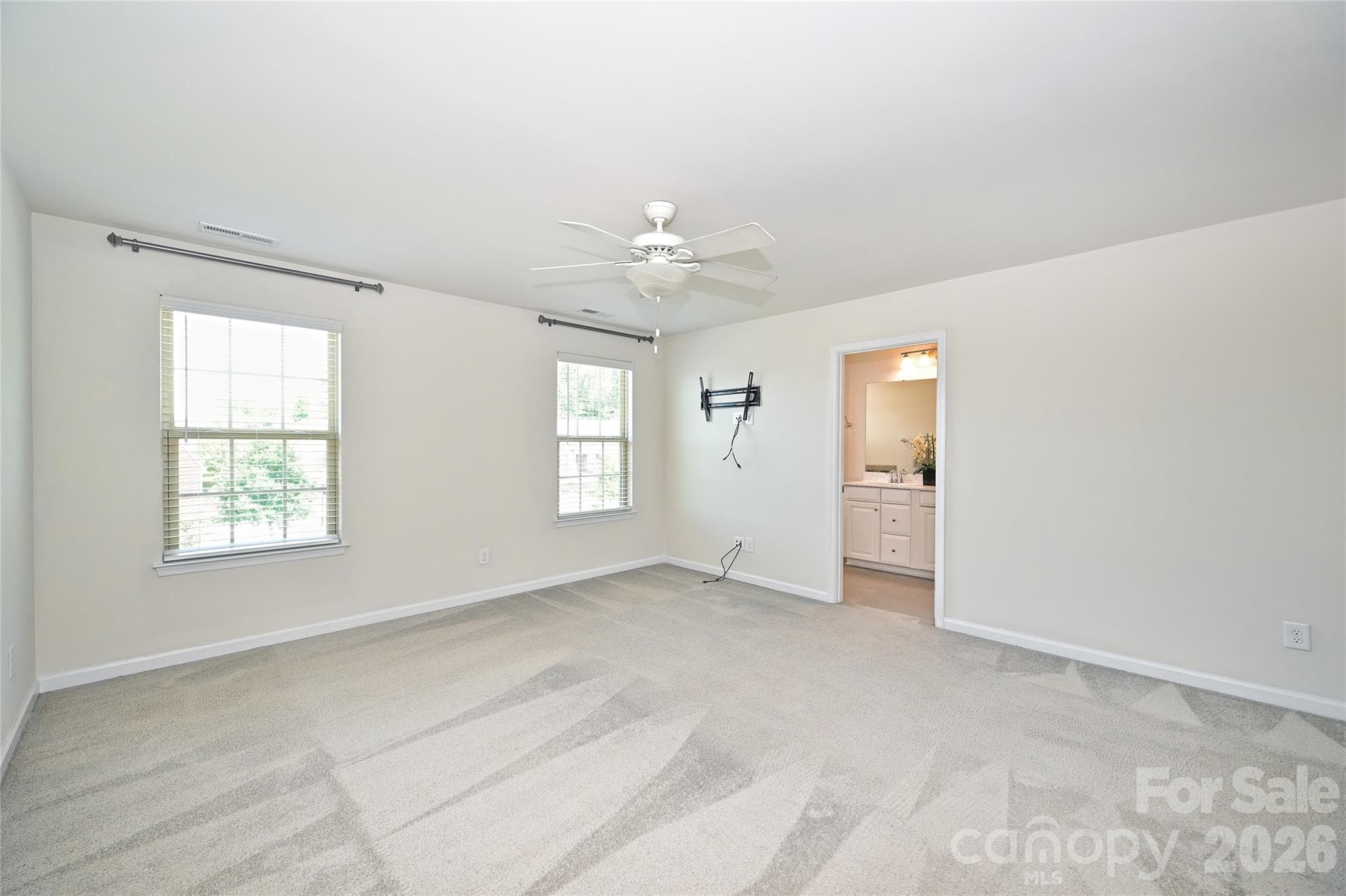 Townhouse at 3612 Speer Boulevard, Charlotte, photo 11 of 18