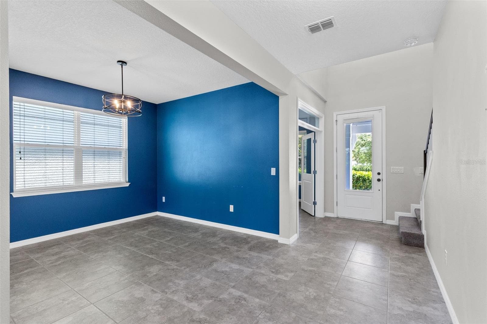 Single Family Residence at 2819 STONEGATE DR, OCOEE, photo 7 of 63