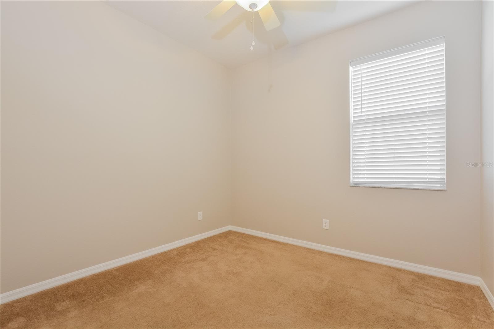 Single Family Residence at 5061 GANDROSS LN, MOUNT DORA, photo 11 of 15