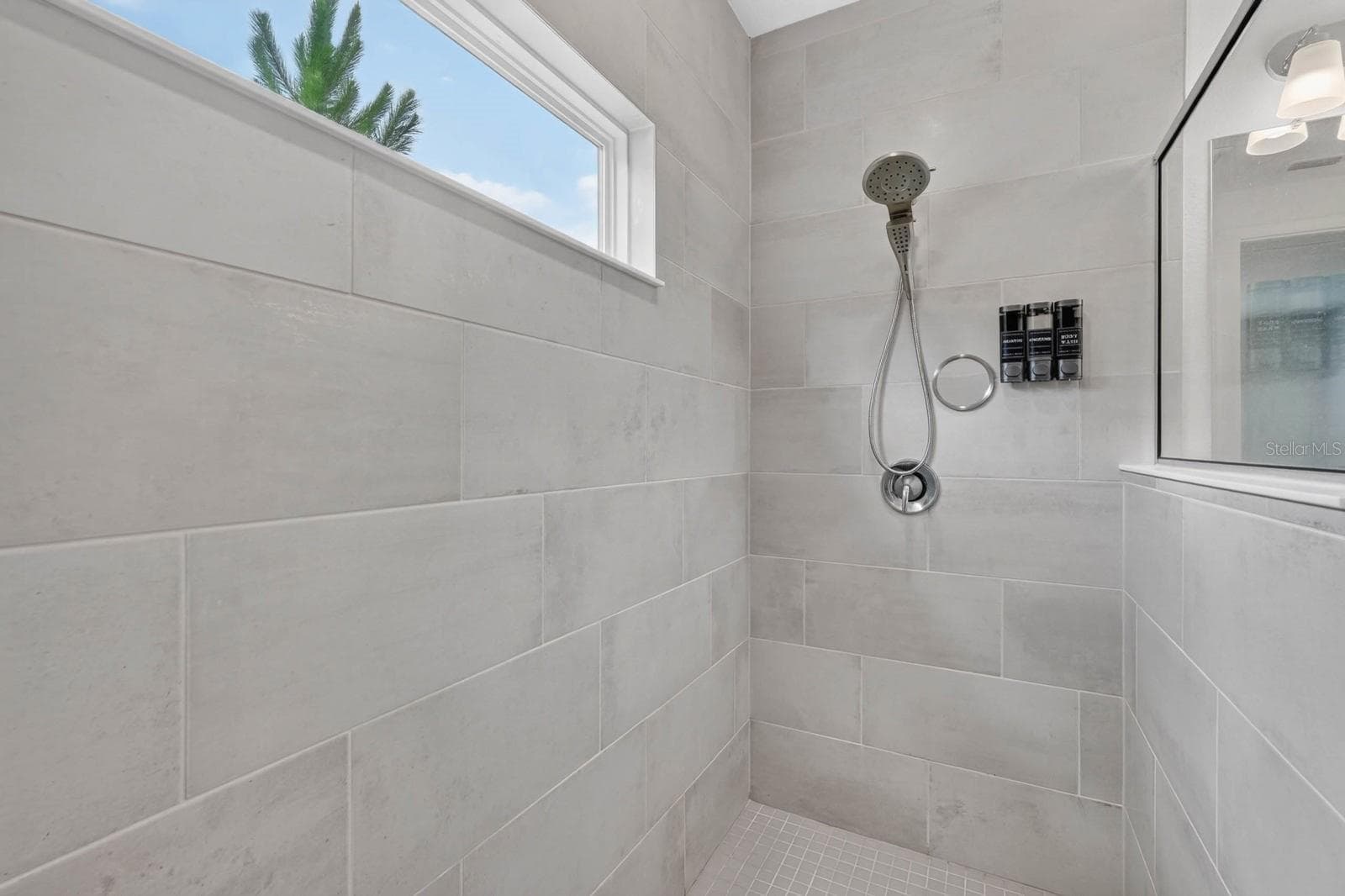 Single Family Residence at 2173 RAGLAN CIR, ORMOND BEACH, photo 22 of 44