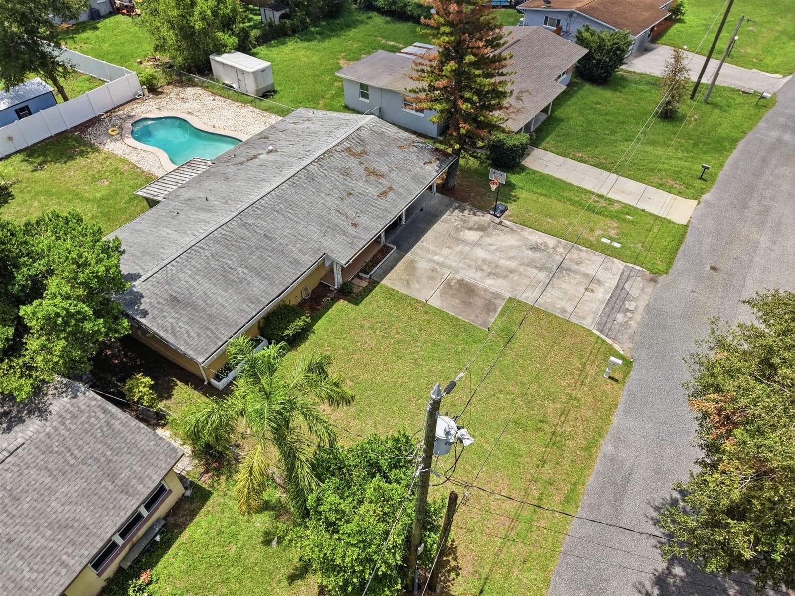 Single Family Residence at 123 E LAKE MARY DR, ORLANDO, photo 40 of 45