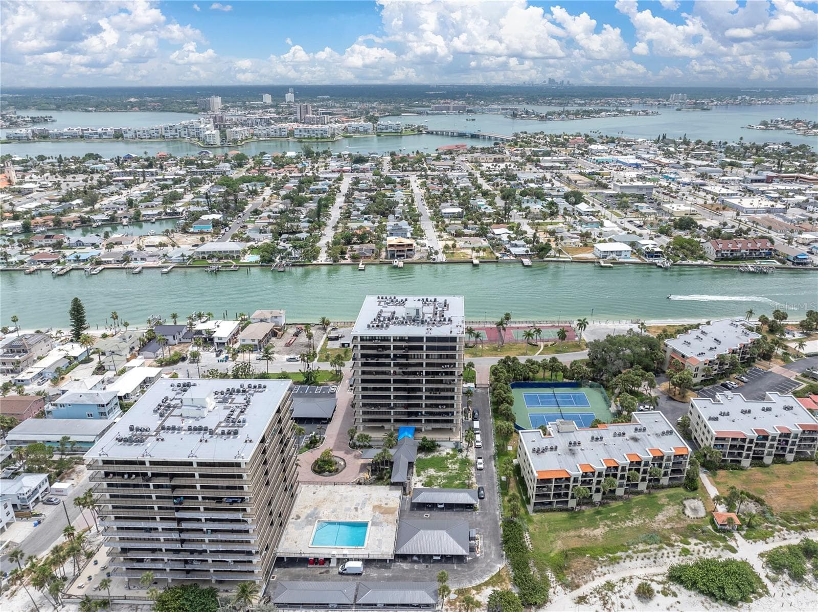 Condominium at 7600 BAYSHORE DR #701, TREASURE ISLAND, photo 32 of 41
