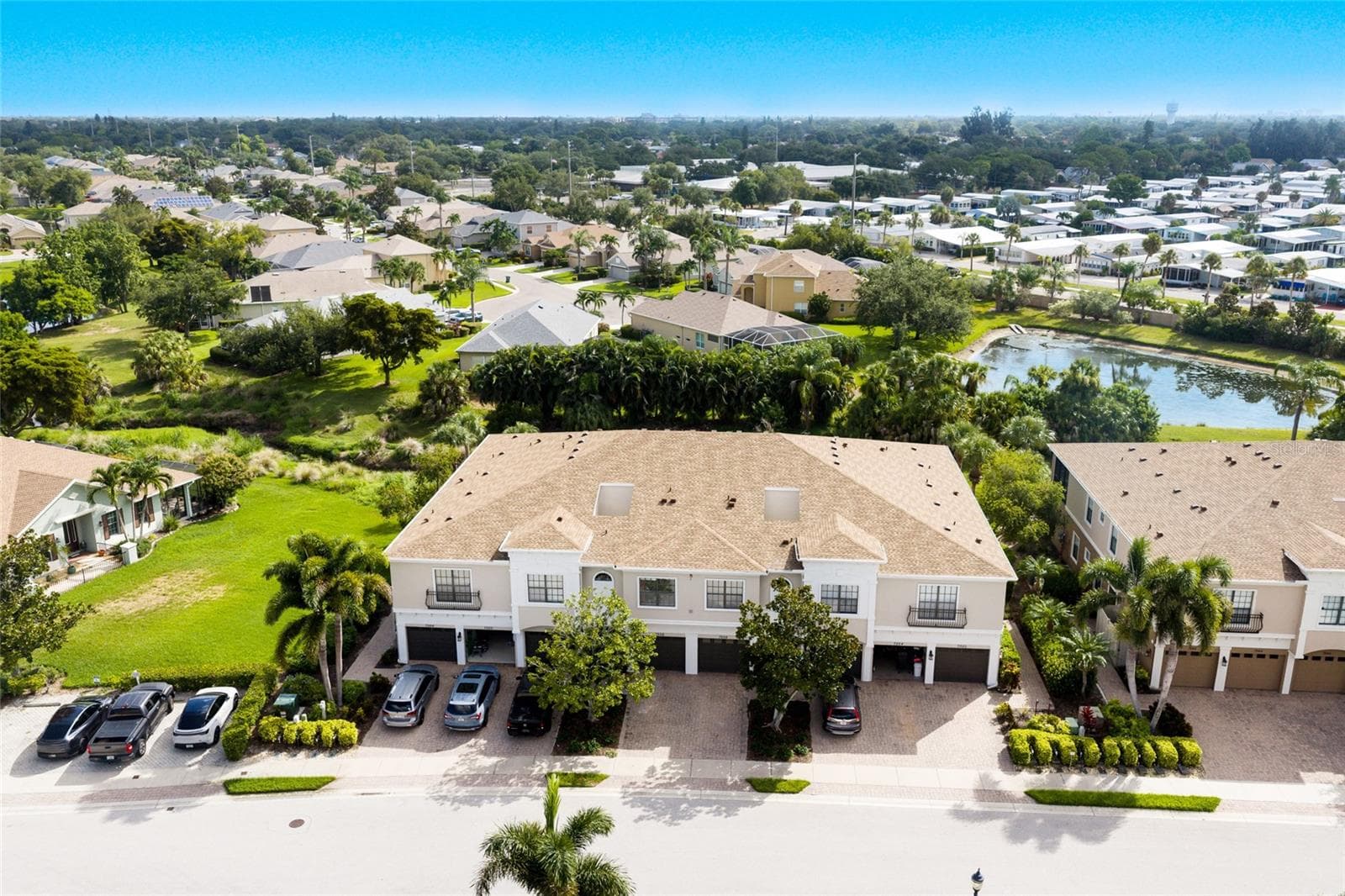 Condominium at 7258 HAMILTON RD, BRADENTON, photo 2 of 32