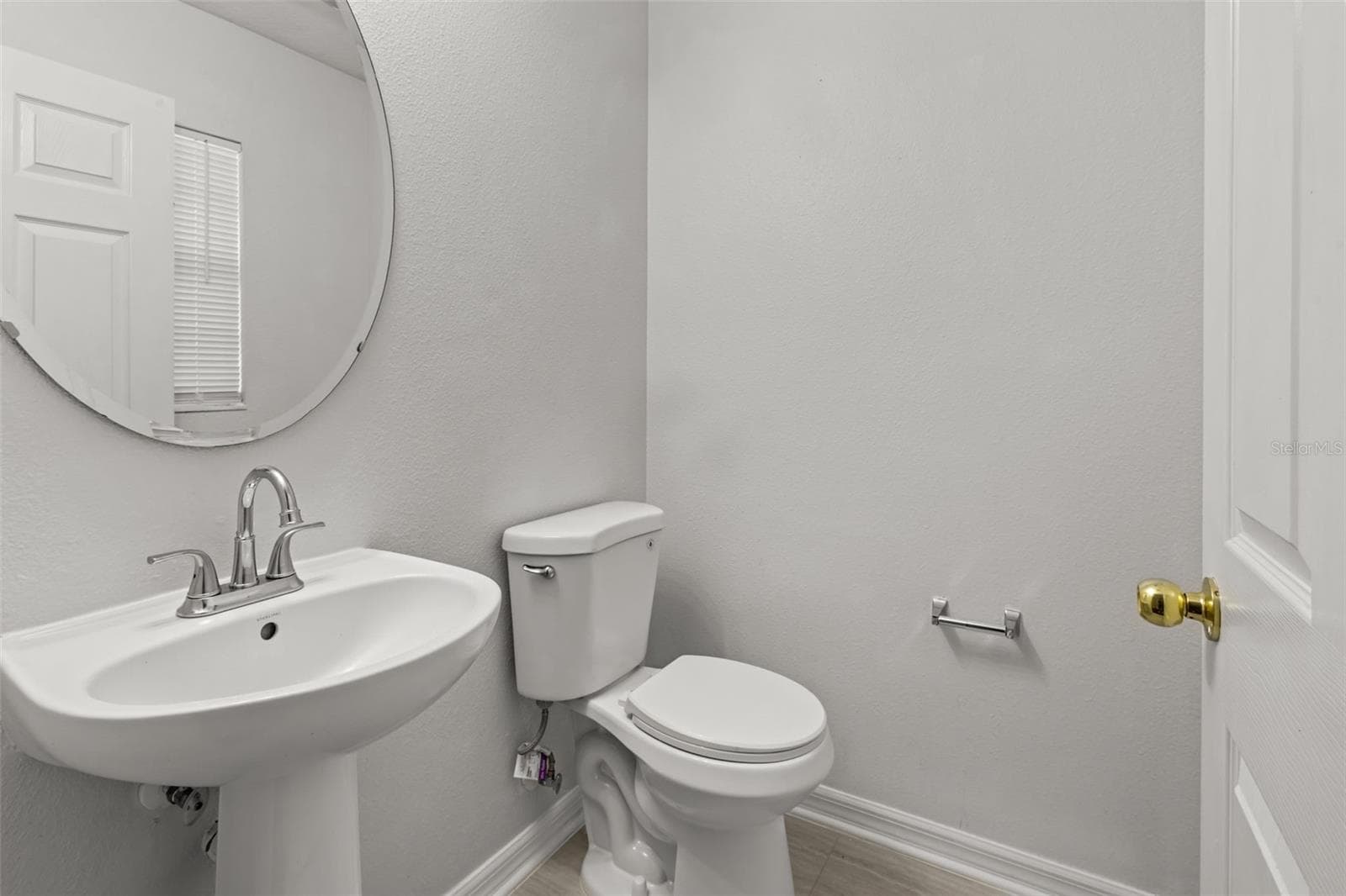 1/2 Bath 1st Floor - 2972 ROYAL TUSCAN LN, VALRICO