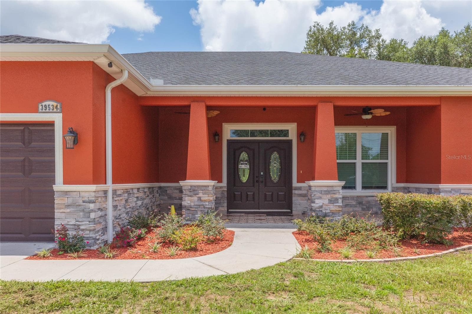 Single Family Residence at 39534 SUNBURST DR, DADE CITY, photo 2 of 68