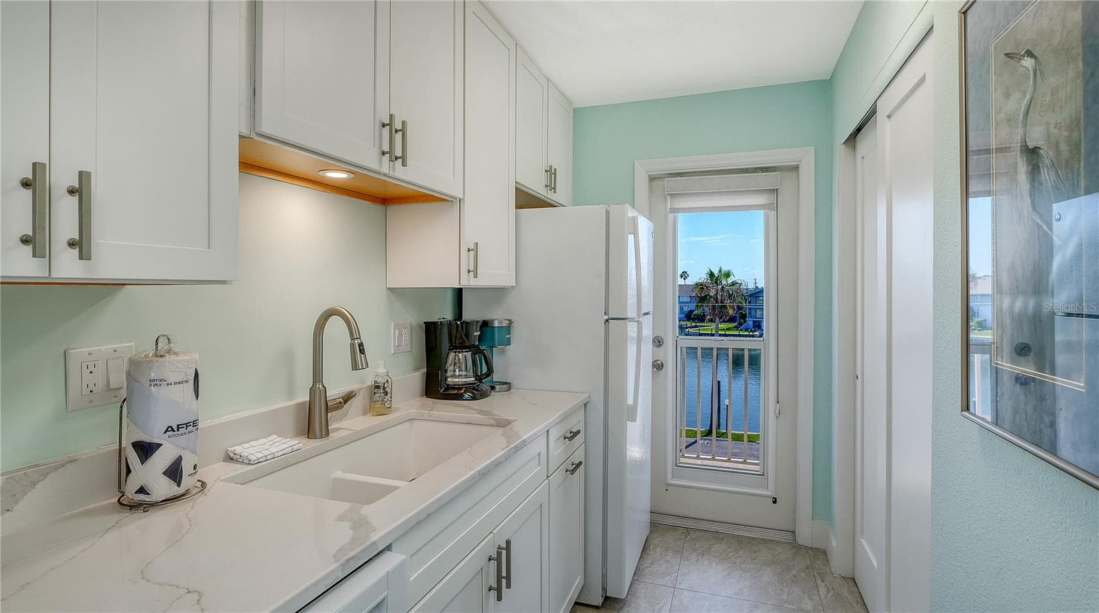 Condominium at 9000 BLIND PASS RD #303, SARASOTA, photo 15 of 25