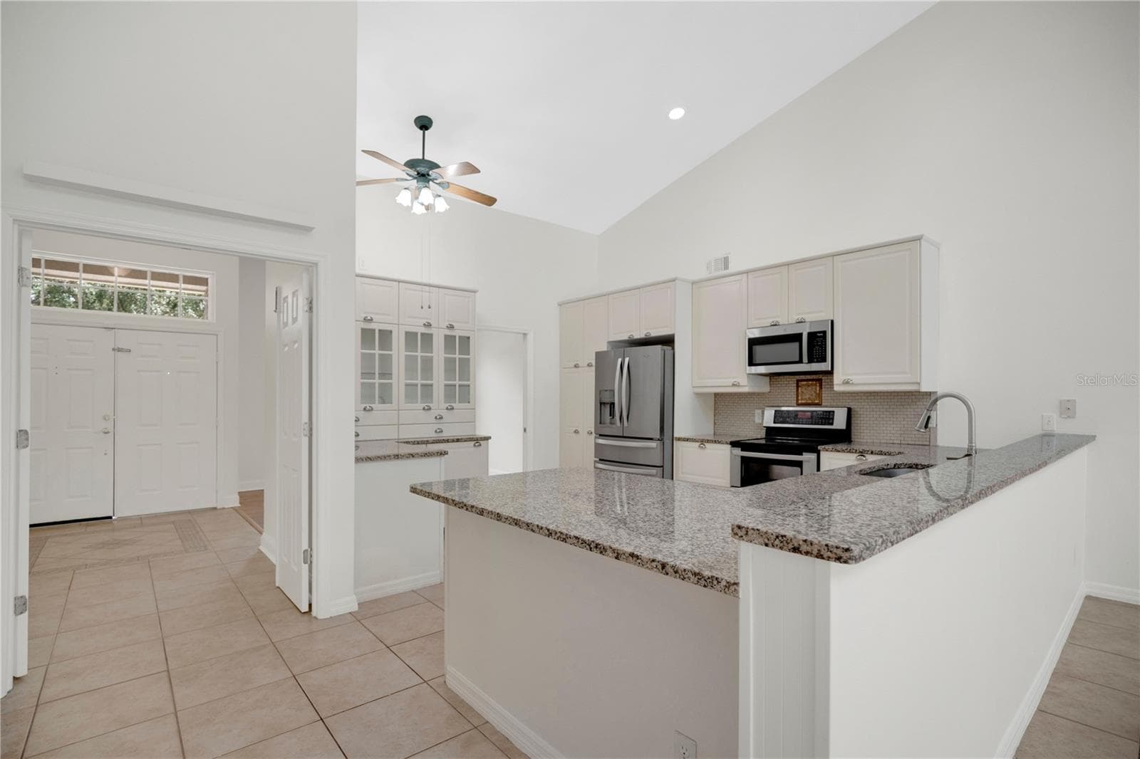 Single Family Residence at 3886 KINGSTON OAKS CV, OVIEDO, photo 11 of 44