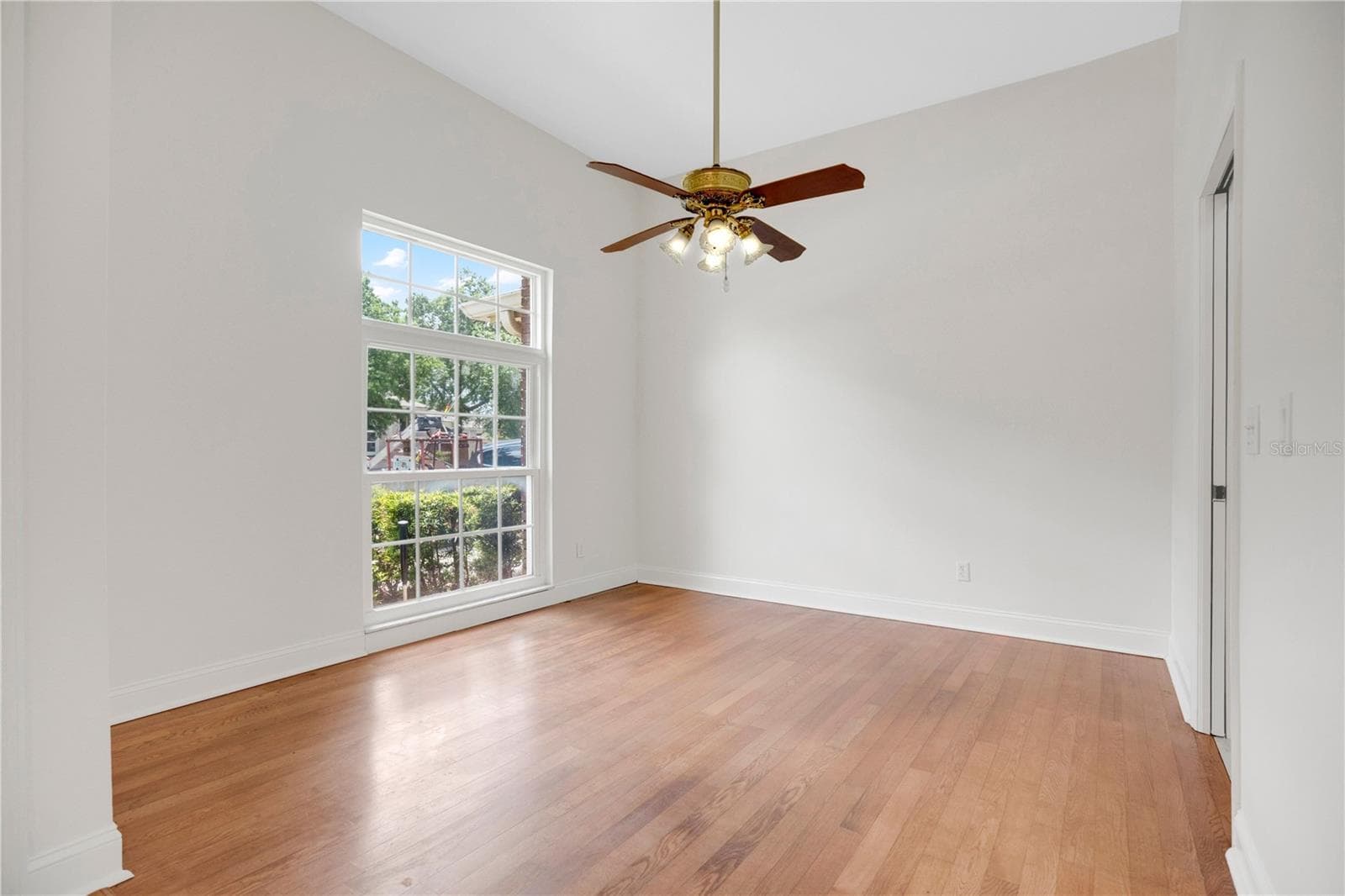Single Family Residence at 3886 KINGSTON OAKS CV, OVIEDO, photo 14 of 44