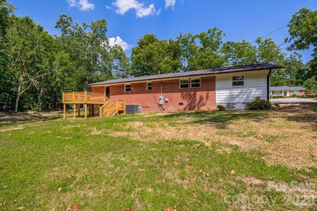 Single Family Residence at 139 E Forest Drive, Union, photo 36 of 42