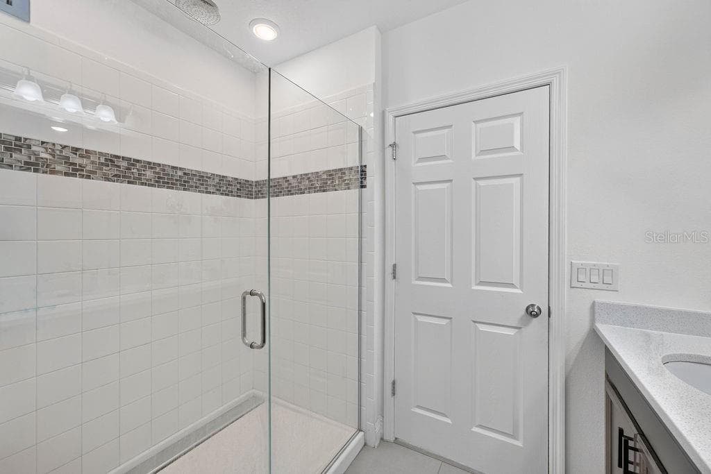 Single Family Residence at 594 BELLINGHAM WAY, MINNEOLA, photo 13 of 50