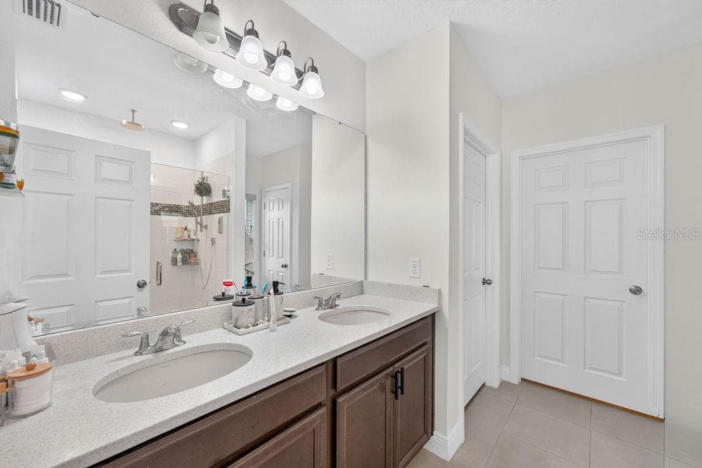 Single Family Residence at 594 BELLINGHAM WAY, MINNEOLA, photo 14 of 50