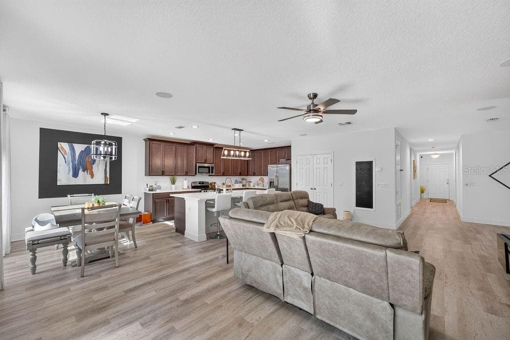 Single Family Residence at 594 BELLINGHAM WAY, MINNEOLA, photo 20 of 50