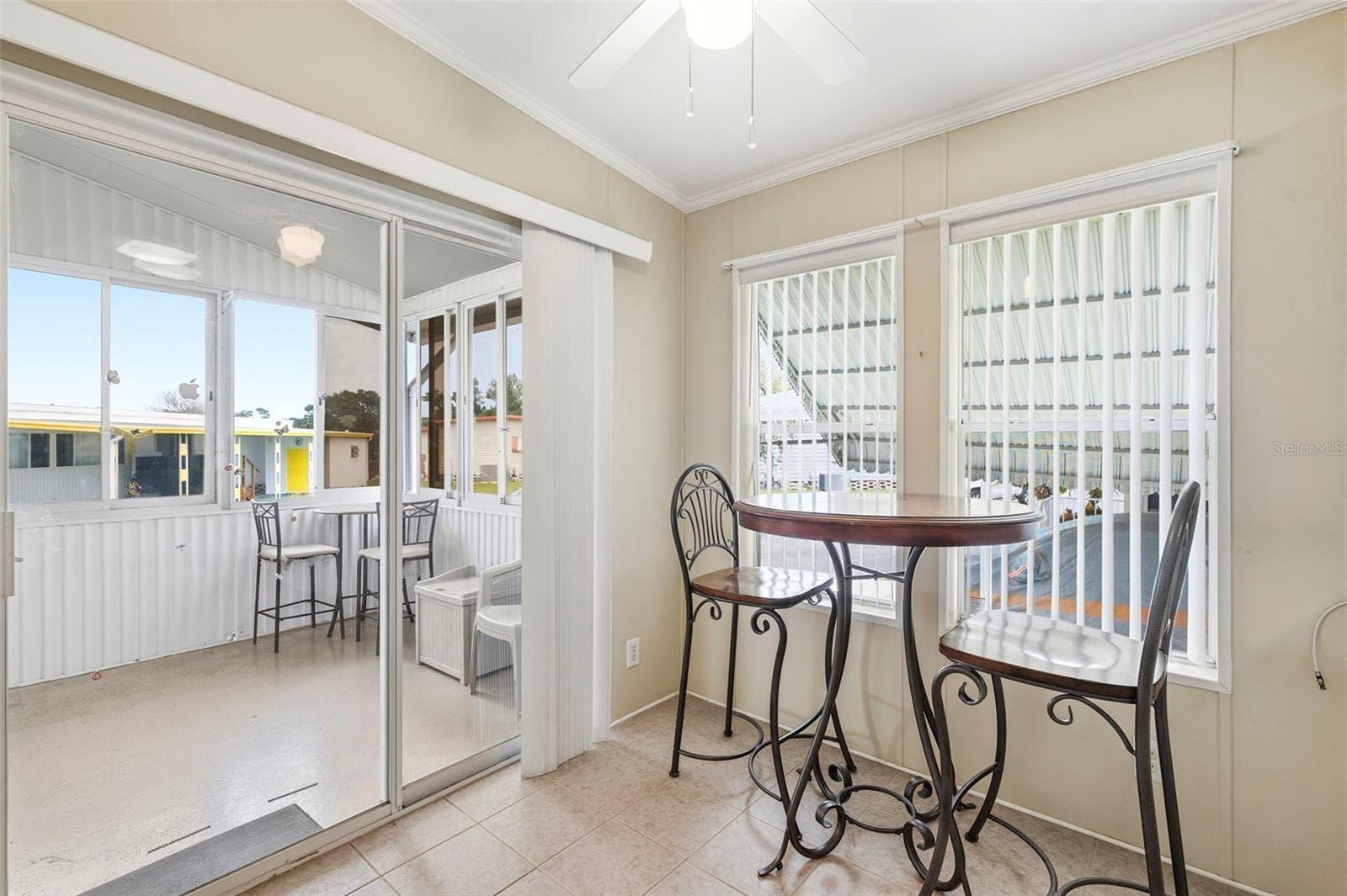 Breakfast nook - 9790 66TH ST N #357, PINELLAS PARK