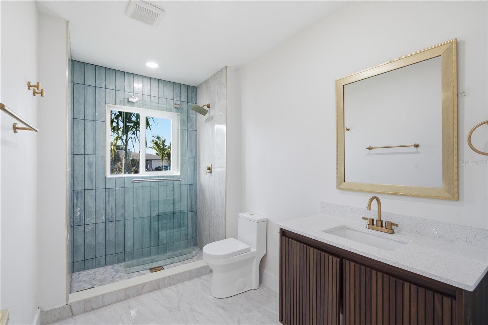 BATH SECONDARY - 9460 TREASURE LN NE, ST PETERSBURG