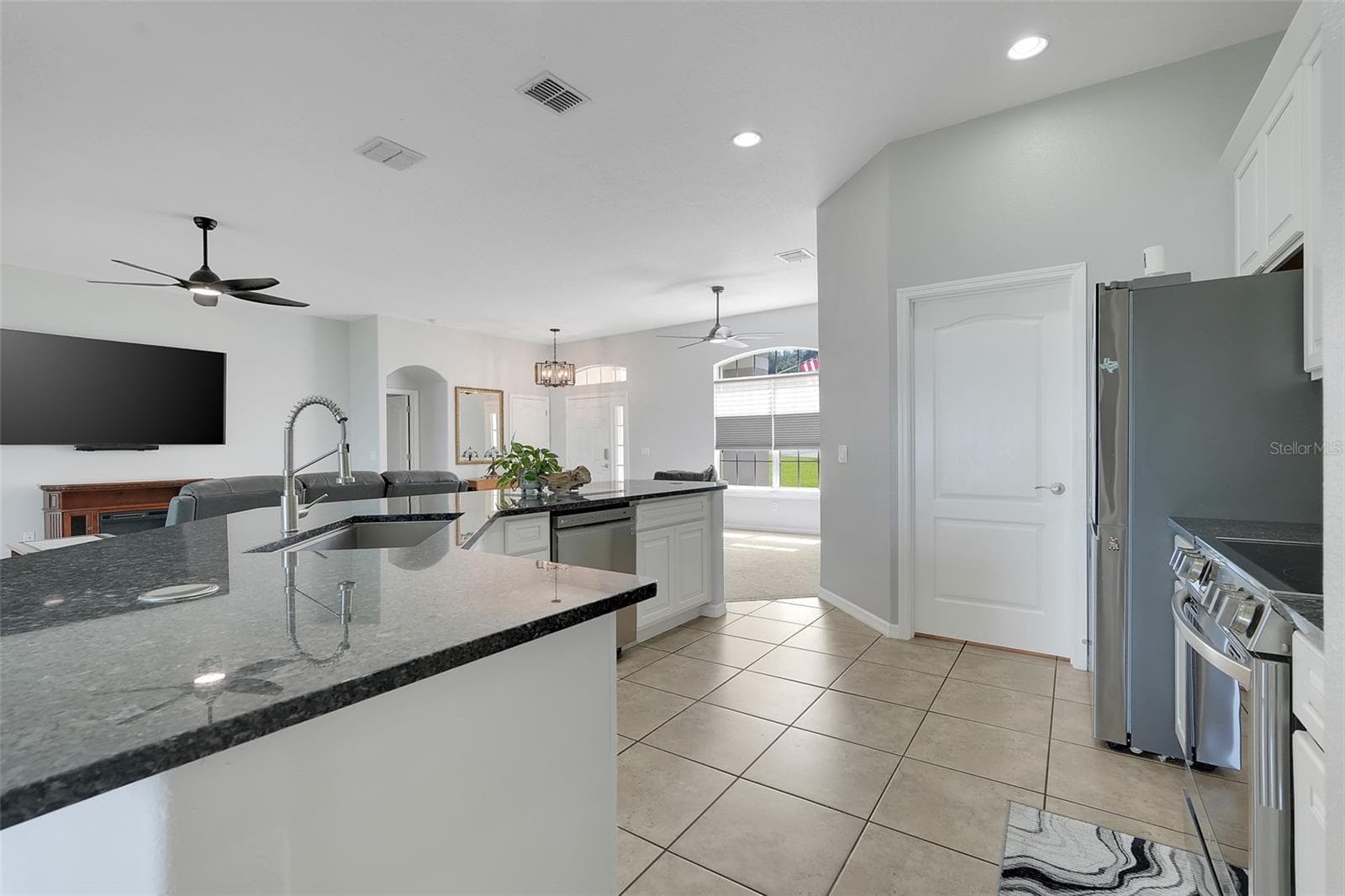 Single Family Residence at 18233 ROSE ST, GROVELAND, photo 16 of 60