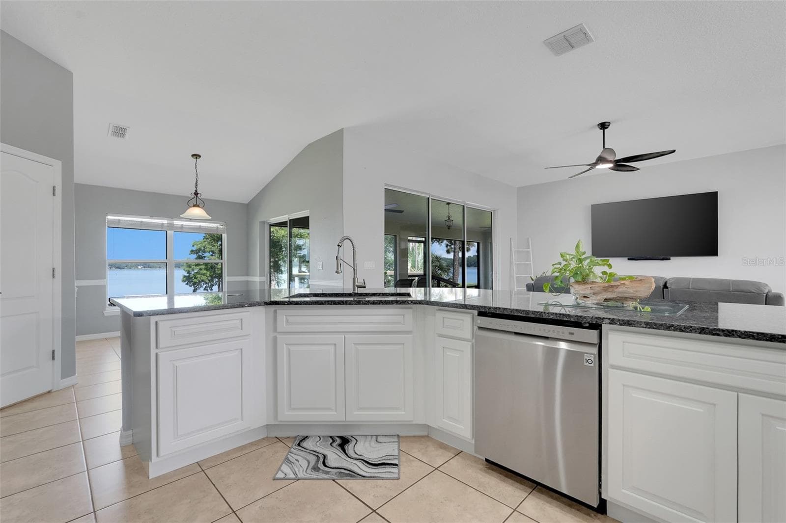 Single Family Residence at 18233 ROSE ST, GROVELAND, photo 17 of 60