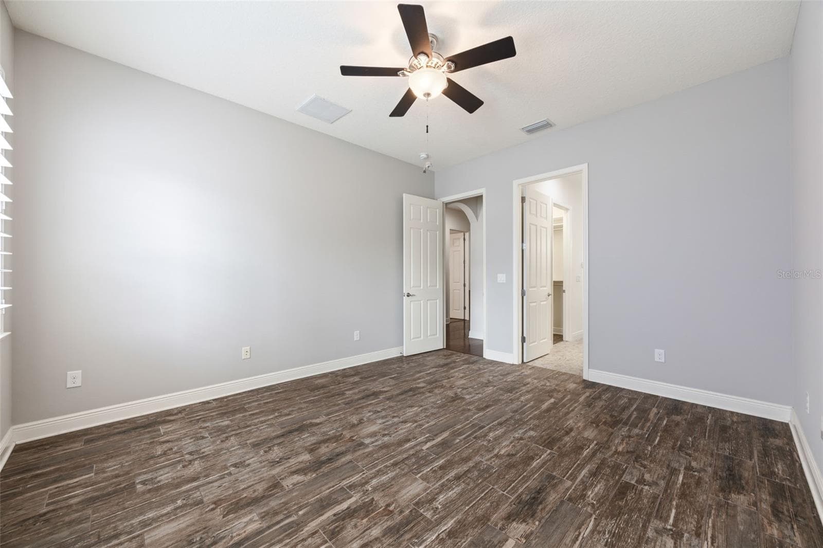 Master Bedroom - 510 WINTERSIDE DR, APOLLO BEACH