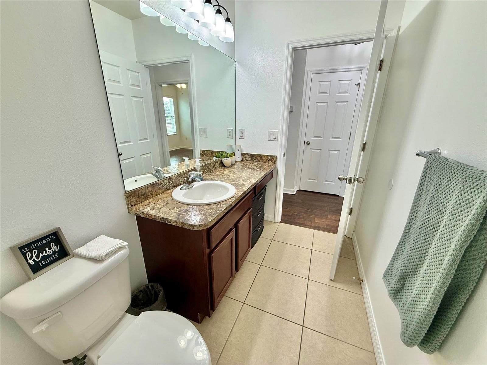Single Family Residence at 331 ALDER AVE SE, PALM BAY, photo 14 of 19