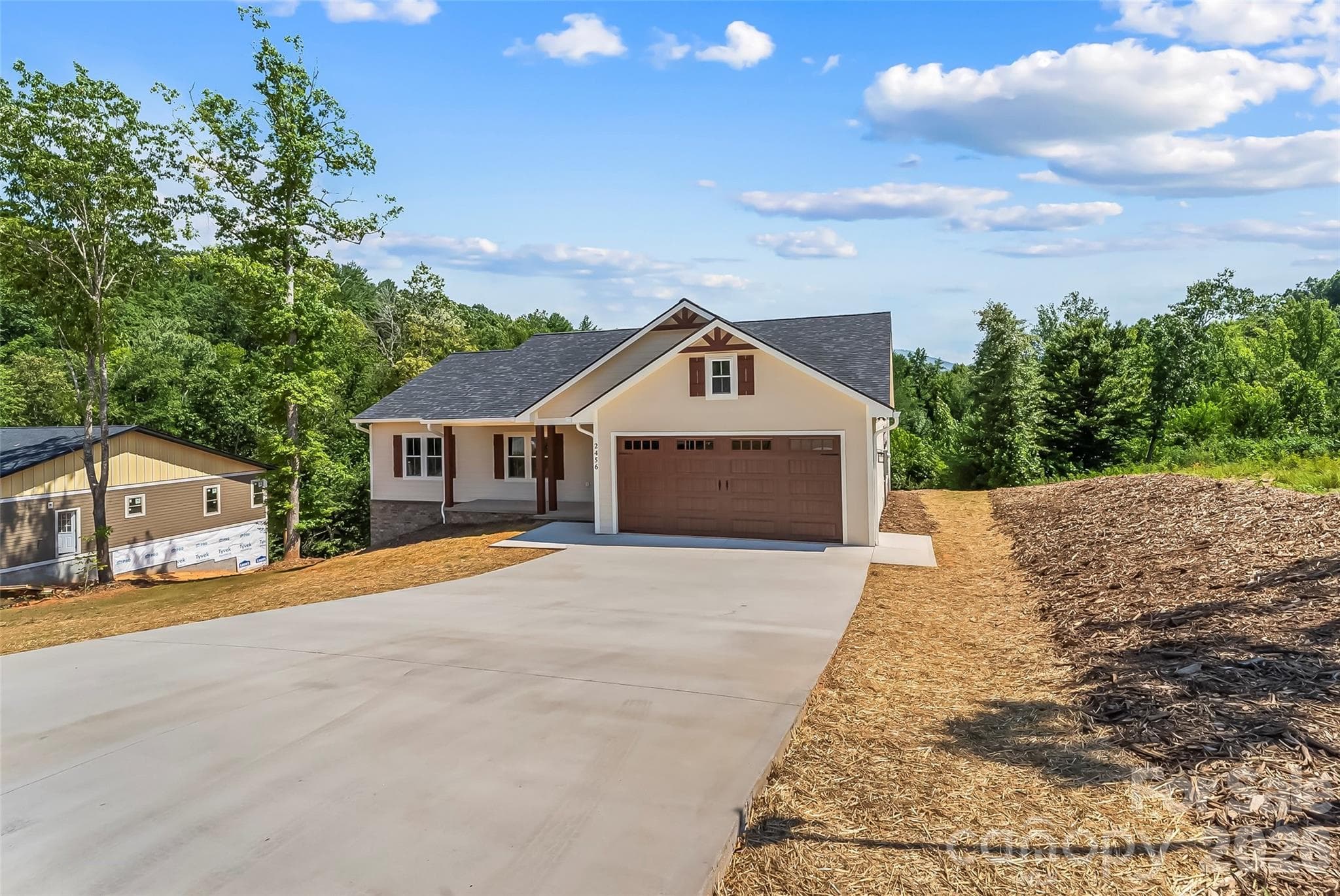 Single Family Residence at 2456 Saratoga Run, Morganton, photo 3 of 30