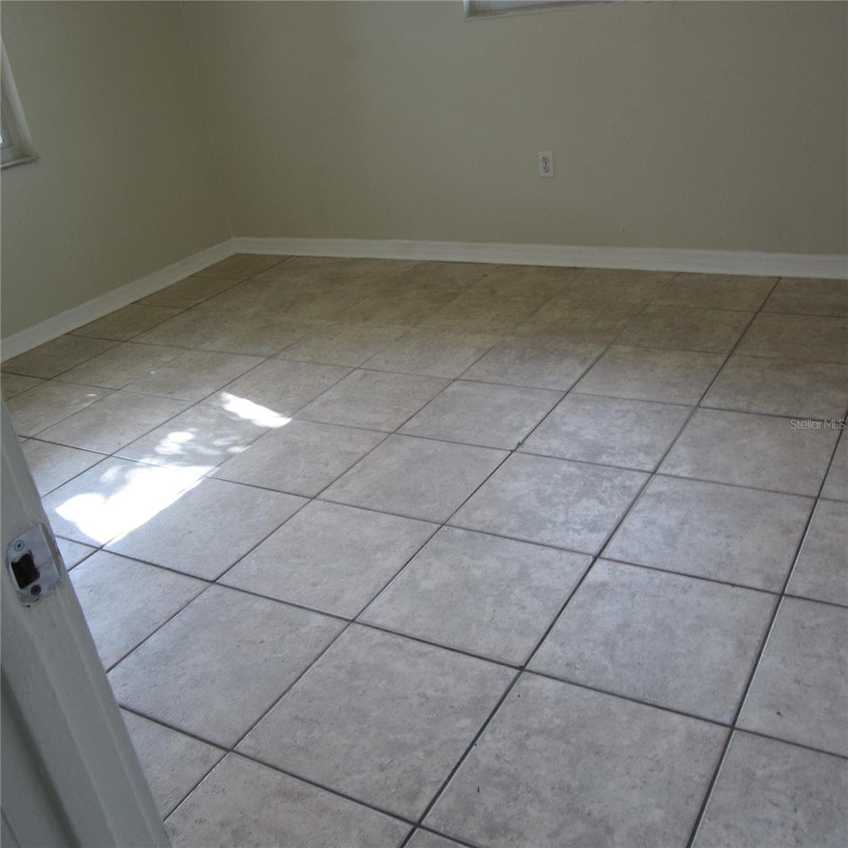Single Family Residence at 520 W ELLA J GILMORE ST, APOPKA, photo 4 of 16