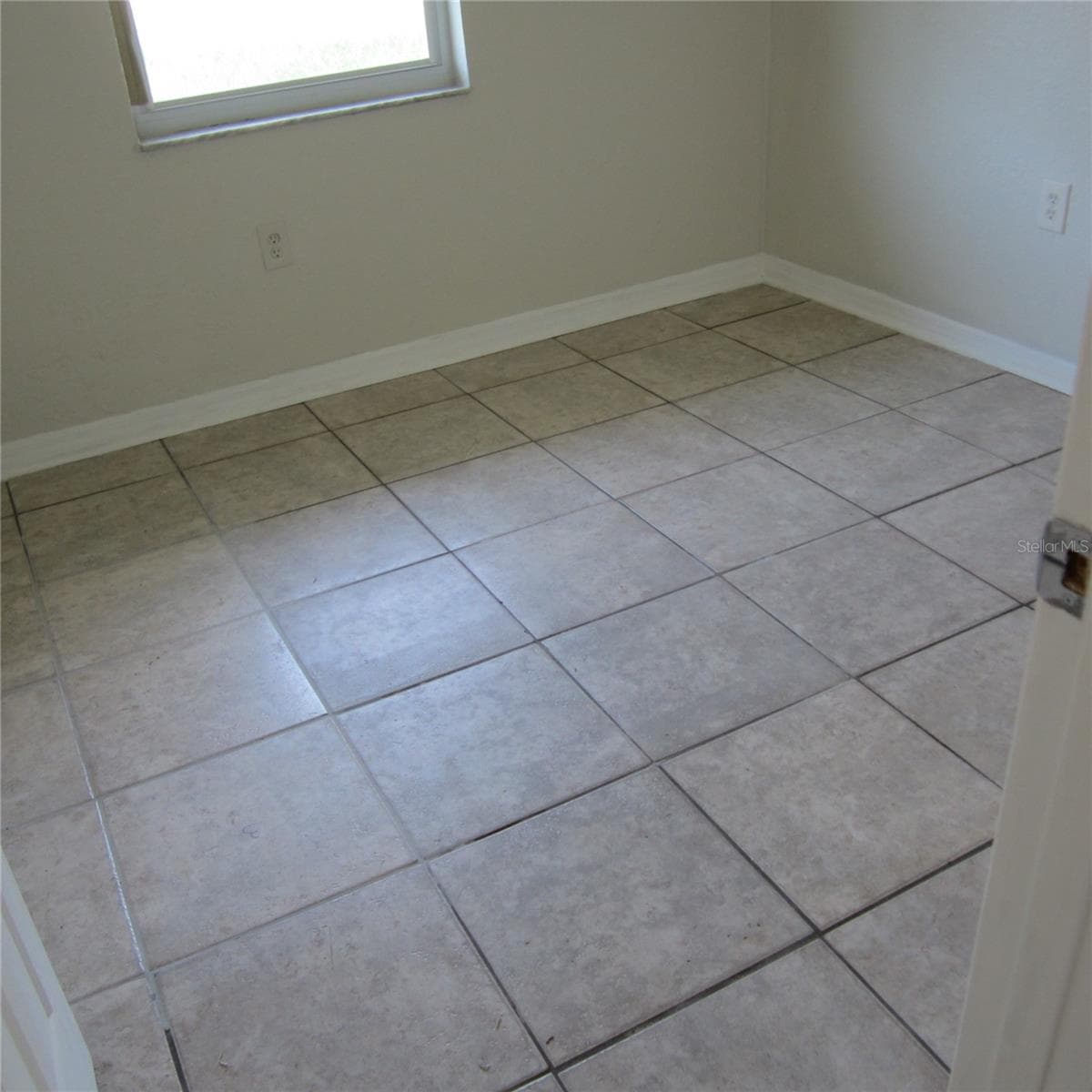 Single Family Residence at 520 W ELLA J GILMORE ST, APOPKA, photo 14 of 16