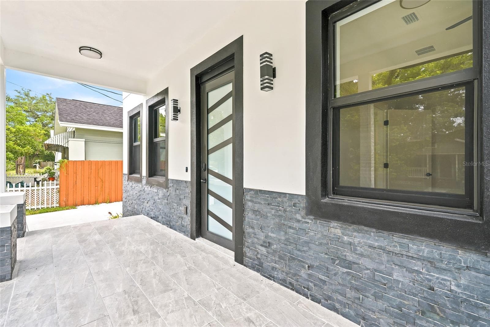 Front Exterior - 7106 N 10TH ST, TAMPA