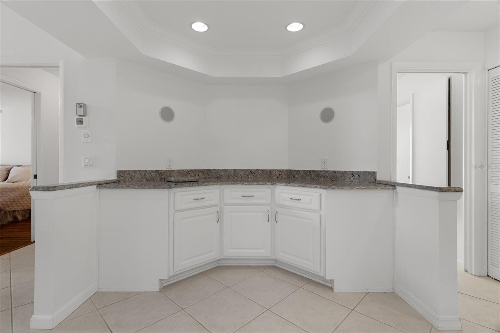 Single Family Residence at 7196 CROWN OAKS DR, SPRING HILL, photo 13 of 83