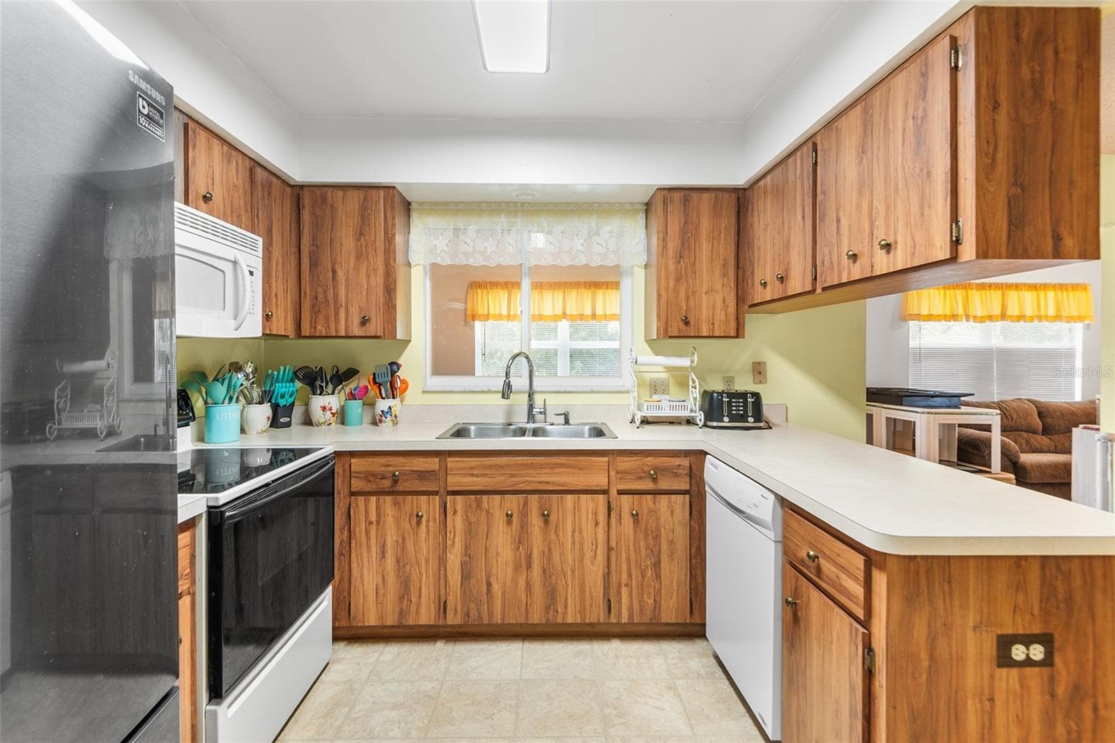 Single Family Residence at 4976 PLEASANT HOLLOW TRL, LAKELAND, photo 18 of 36