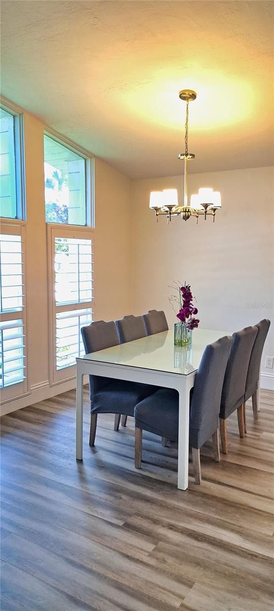 Single Family Residence at 2400 LAUDERDALE CT, ORLANDO, photo 15 of 39