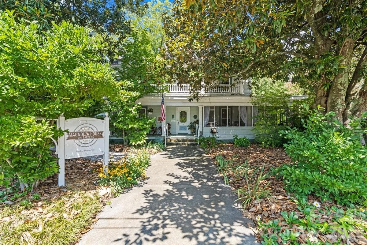 221 N Main Street