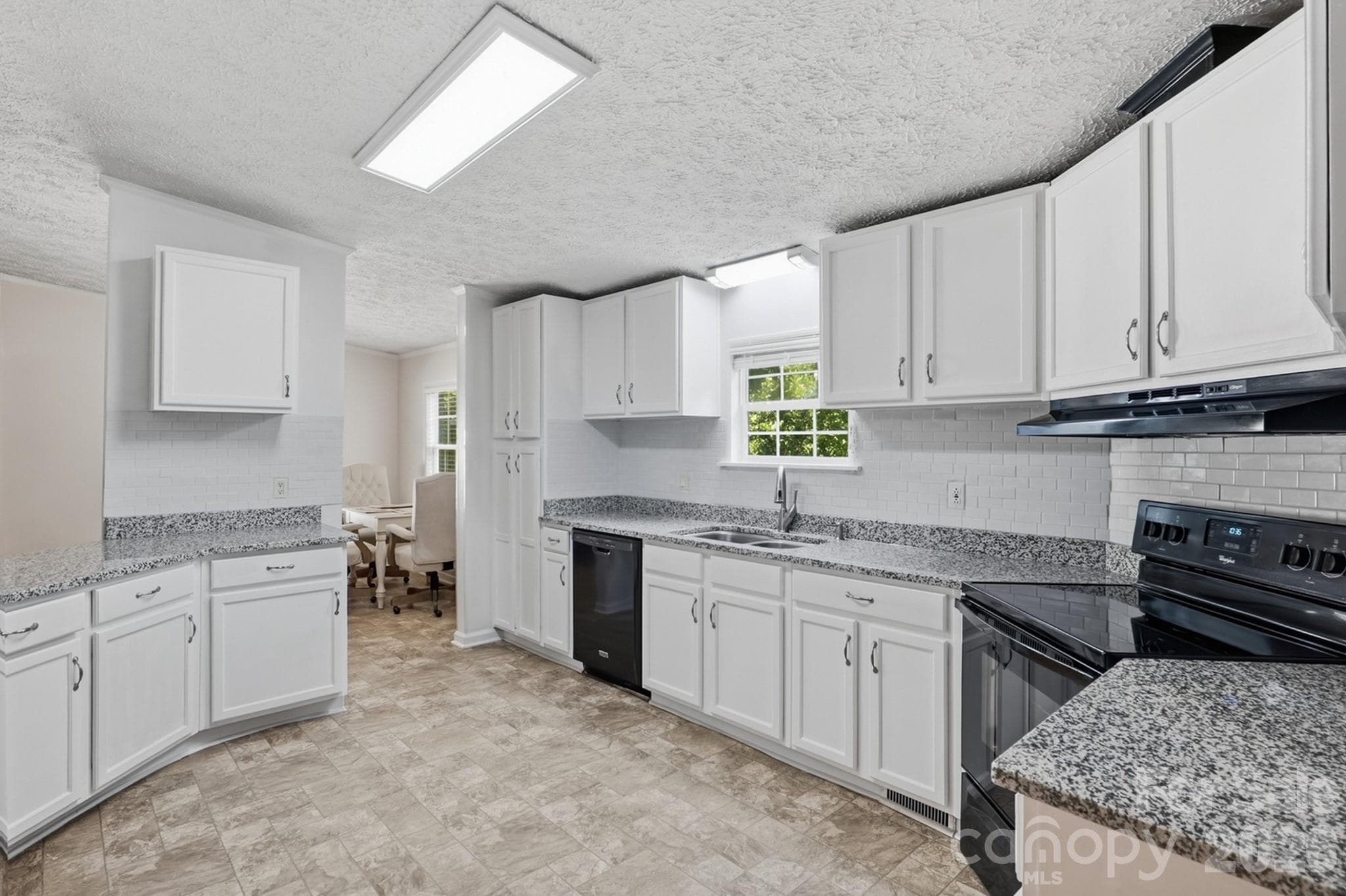 Single Family Residence at 2322 Cyrus Drive, Clover, photo 5 of 30